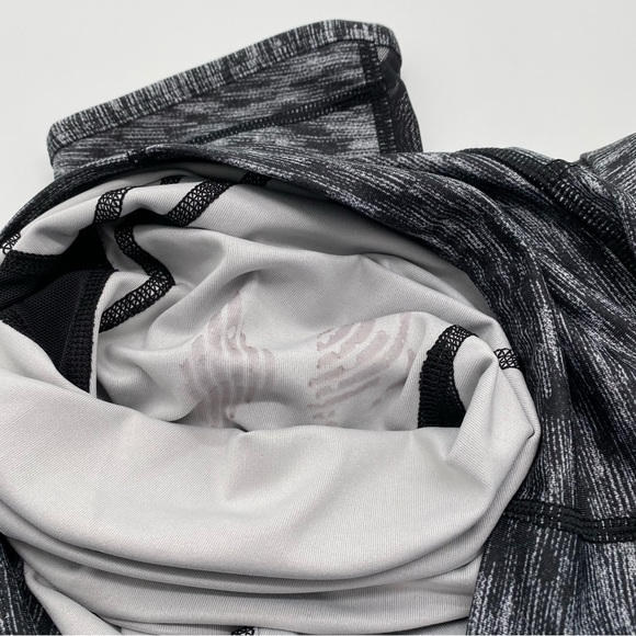 Lululemon Drop It Like It’s Hot Cropped Leggings Static Gray 4 - Picture 10 of 13